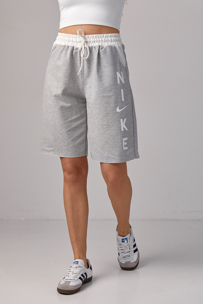 Жіночі трикотажні шорти з написом Nike — світло-сірий колір, M (є розміри)