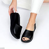 Жіночі зручні повсякденні шльопанці з натуральної шкіри колір Чорний взуття жіноче, фото 2