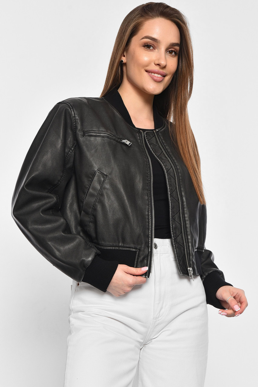 Куртка жіноча з екошкіри  темно-сірого кольору 178934P