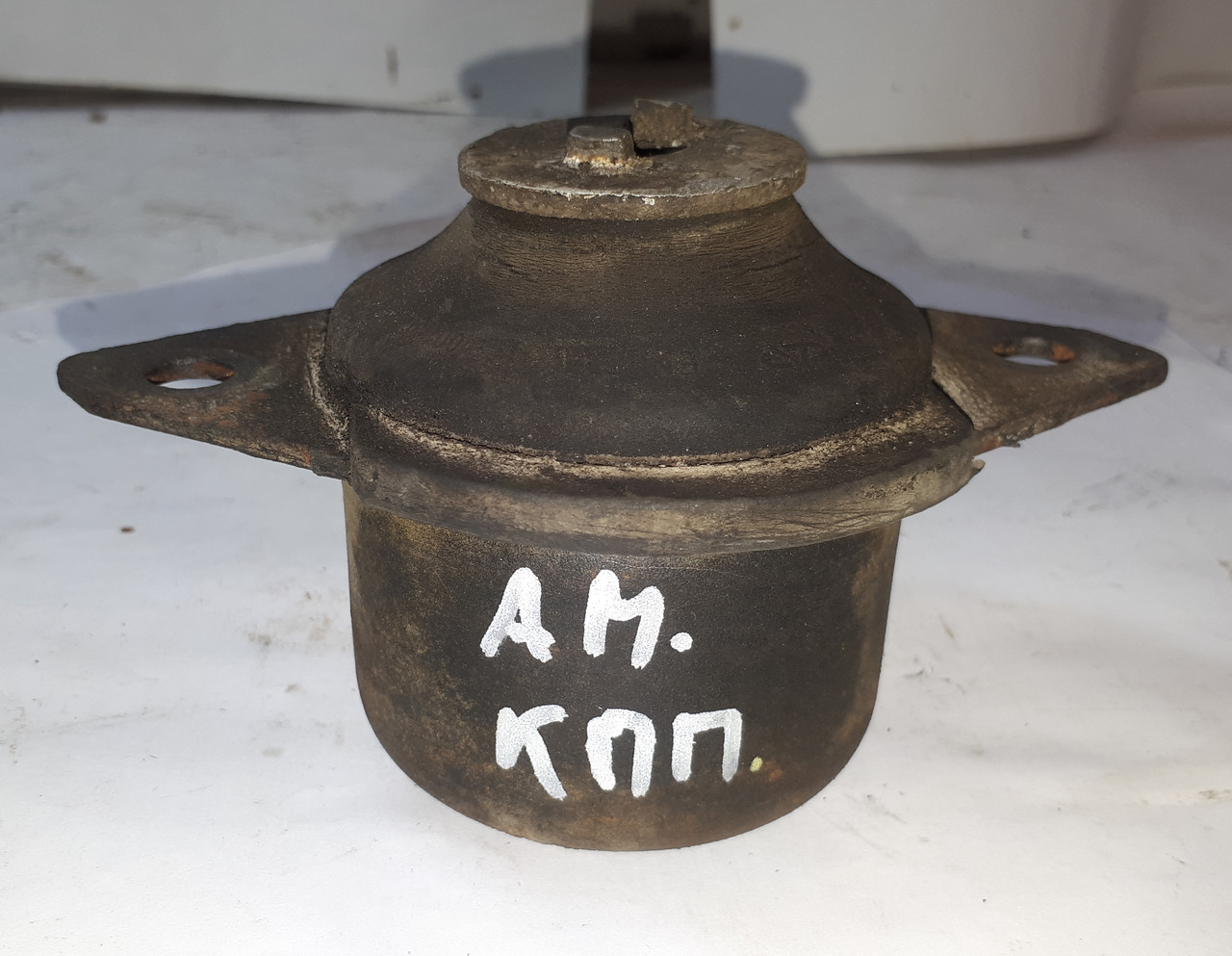Подушка опора КПП Чері Амулет Chery Amulet