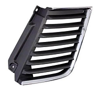 Решітка радіатора Mitsubishi L200 2005-2010 верх.лев.хром./черн. без емблеми