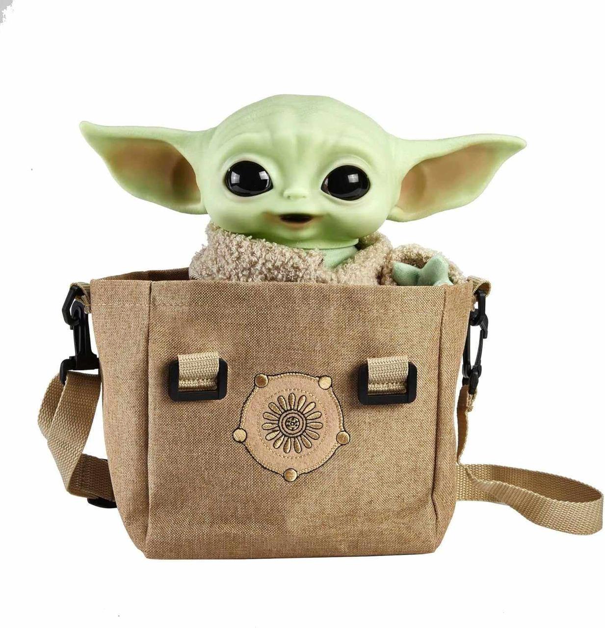 Малюк Йода Ґроґу у сумці Мандалорец Star Wars The Child Plush Yoda Mandalorian