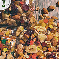 Микс орехов и сухофруктов:миндаль, кешью, арахис, банановые чипсы, клюква, изюм и цукаты, 500г