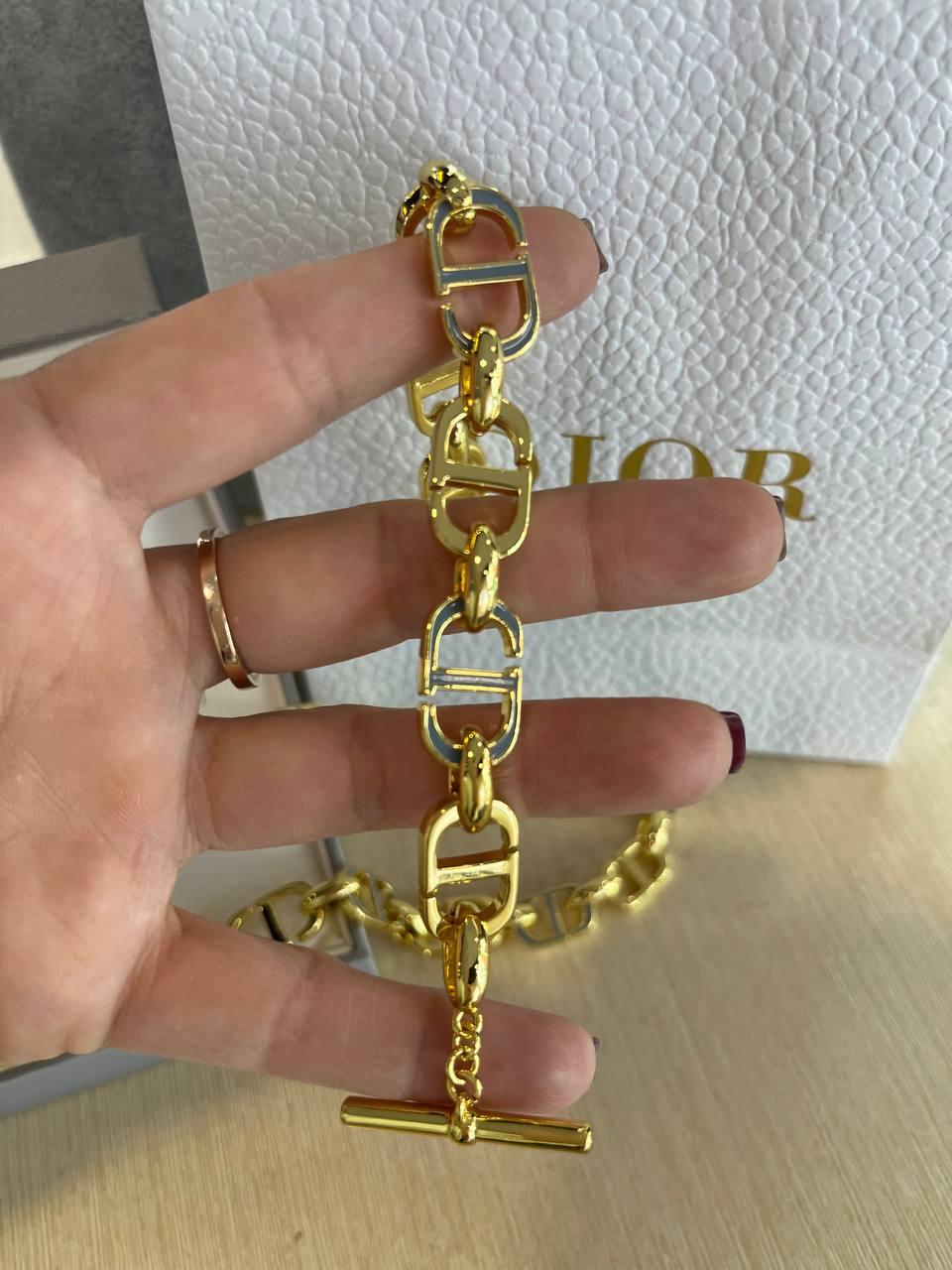 Браслет від Dior