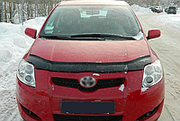 Дефлектор капота на Toyota Auris 2007-2010. Мухобойка на Toyota Auris