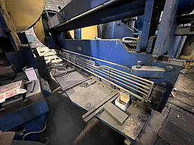 НА3121 - Гільотинні ножниці 2000мм*6мм