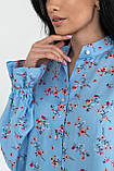 Штапельна блуза Флорет вільного крою з квітковим принтом 42-56 розміри різні блакитний принт, фото 5