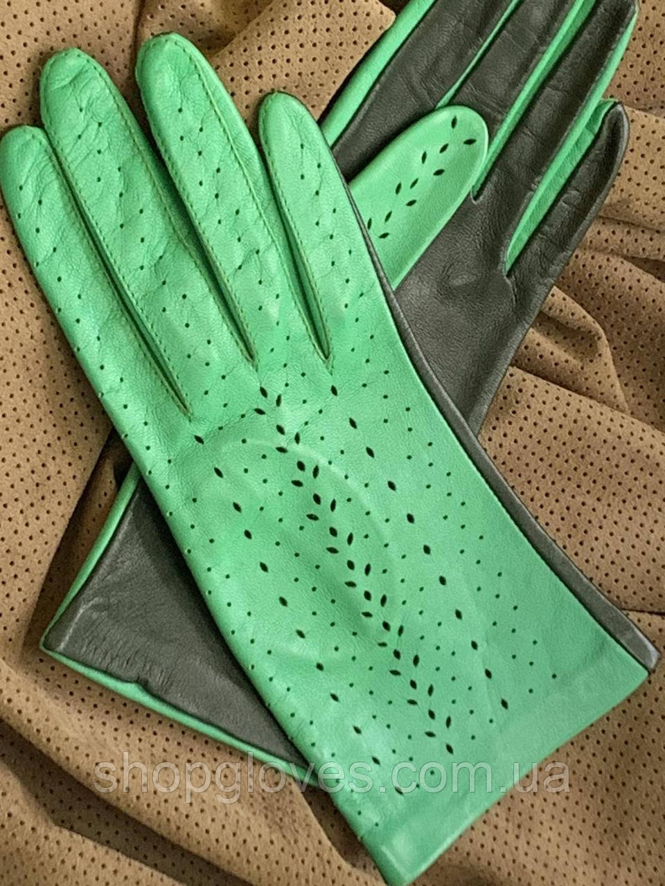 Жіночі шкіряні рукавички без підкладки з натуральної шкіри ягняти. Колір салатовий+темно зелений. Розмір 7"/19 см