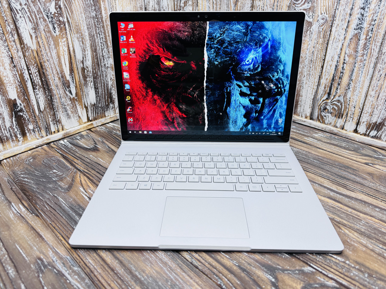 Ноутбук Microsoft Surface book 1-(Core i5-6300U,SSD 128 GB,RAM 8 GB,Intel HD 520, 2 АКБ), (3613) Б/В