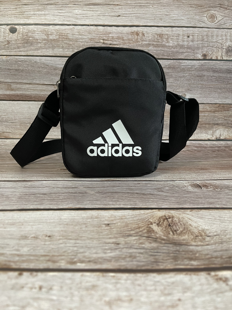Маленька спортивна барсетка Adidas чорна