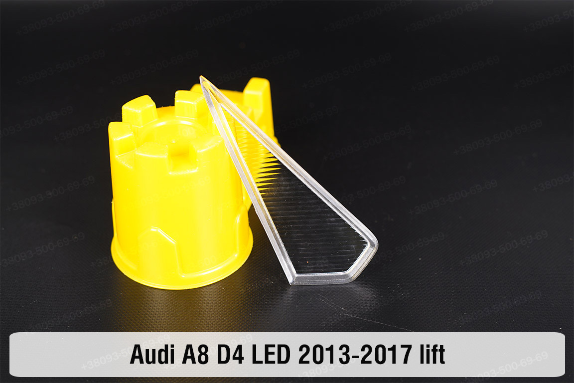 Катафот/Світлорозсіювач Audi A8 D4 LED (2013-2017) рест правий