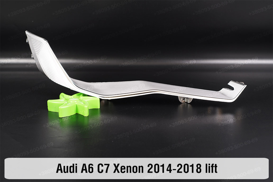 Хромована декоративна маска нижня Audi A6 C7 Xenon (2014-2018) рест права, фото 1