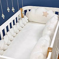 Бортики защита для детской кроватки Облака вафельные молочные 3 шт бортик Косичка 1 шт топ