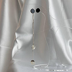 Срібні сережки ассиметричні з ланцюжком та кружечками Атмосфера