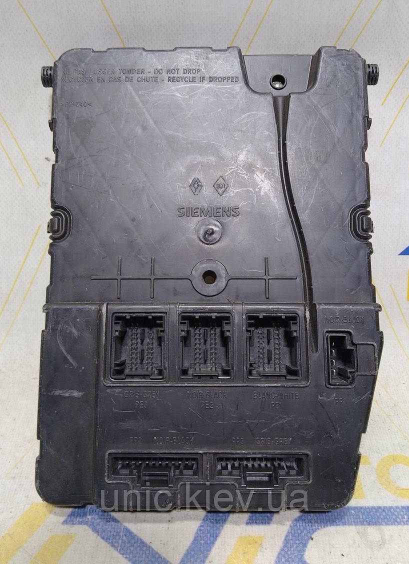 Блок комфорту ВСМ Renault Megane II, Scenic II 8200780021