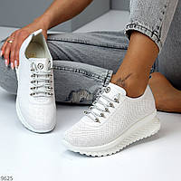 Модные белые кожаные женские кроссовки с перфорацией натуральная кожа 38