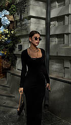 Ідеальне жіноча сукня з довгими рукавами та декольте Smm9059