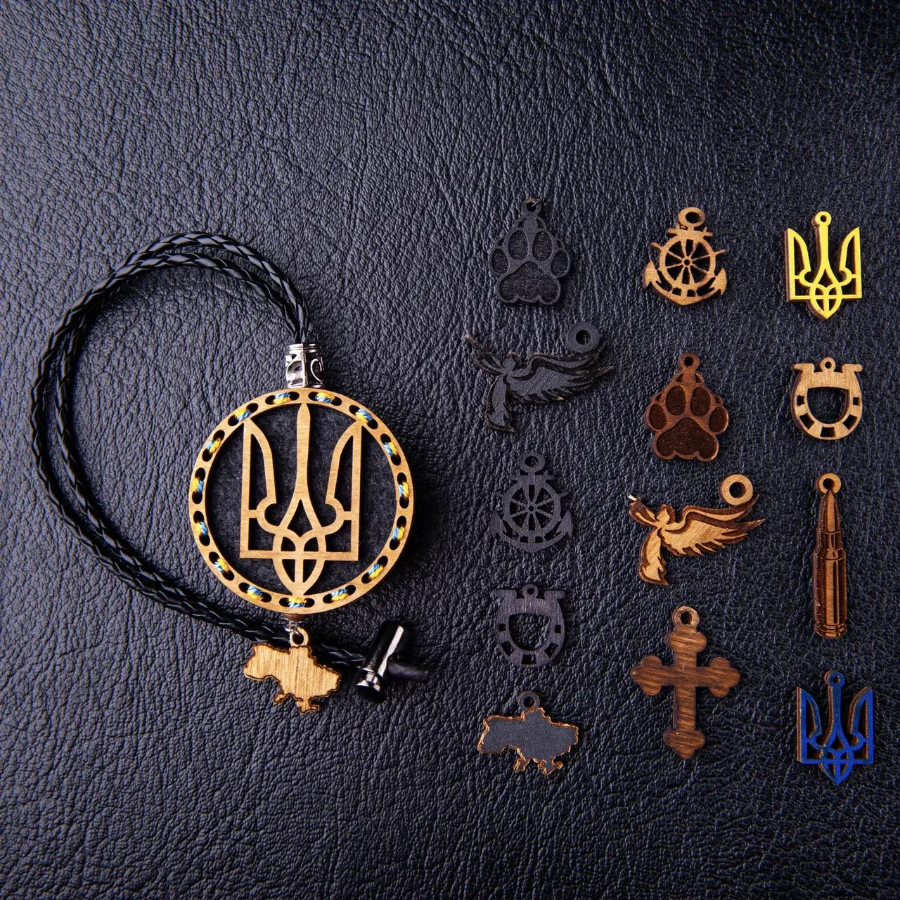 Дерев'яна підвіска для ароматизаторів ручної роботи, фото 1