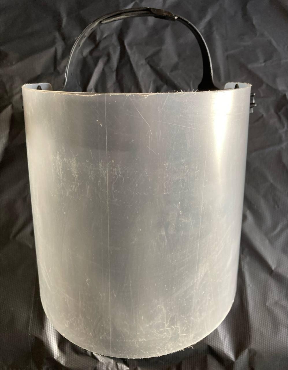 Щиток захисний прозорий, відкидний