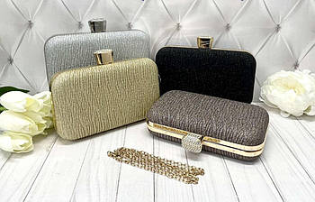 Сумочка жіноча клатч вечірній блискучий 20*12 см з ланцюжком у різних кольорах Nina