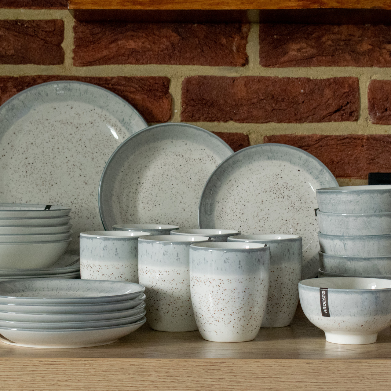 Сервіз Ardesto Siena 30 предметів SW біло-сірий