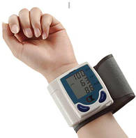 Автоматический тонометр на запястье Automatic Wrist Watch Blood Pressure Monitor