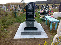 Памятник из гранита (Образец 775) 1
