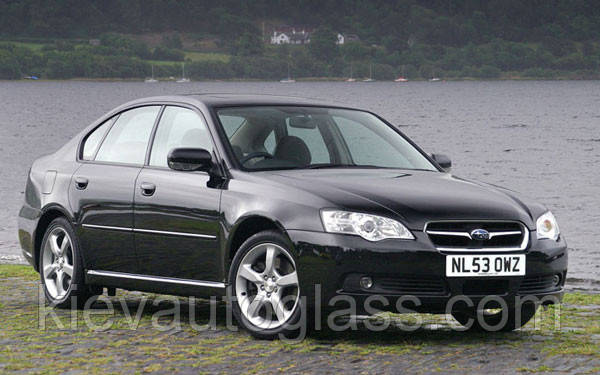 Лобове скло на Subaru Legacy 2003-09 г. 