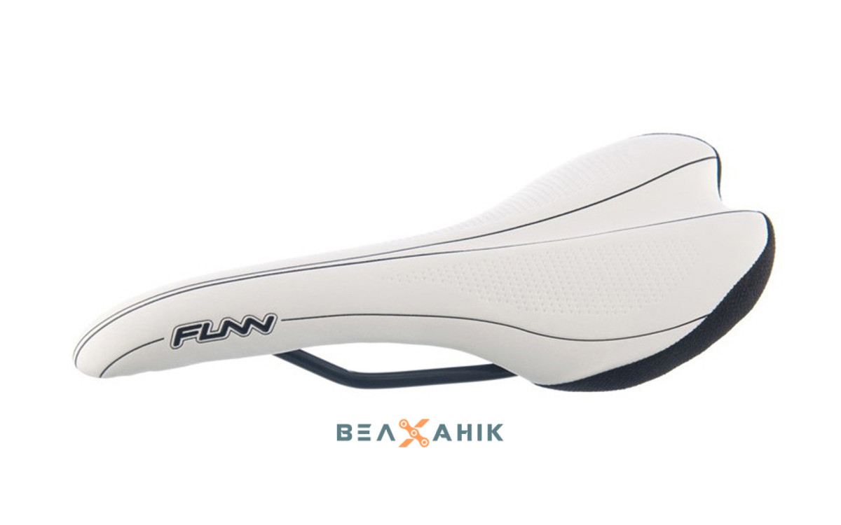 Сідло МТВ FUNN SKINNY II 275х144 мм біле