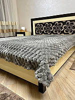 Плюшевый плед королевский Соты, покрывало на диван серый, 200х230 см