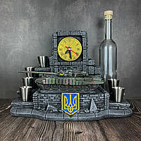 Декоративный подарок, мини бар ручной работы с гипсовой статуэткой Украинский танк Т-72Б, сувенирная подставка
