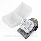 Масажер для шиї та спини Massage Pillow 8028 + Подарунок Тонометр CK-102S / Роликова масажна подушка, фото 11