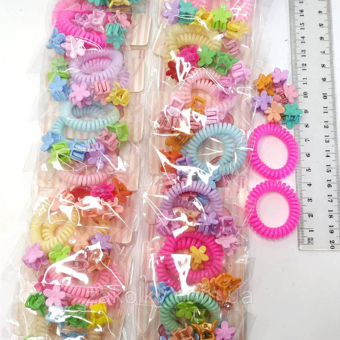 Набір дитячих шпильок + гумки.