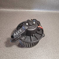 Моторчик печки вентилятора Audi A6B5 (4B1820021B)