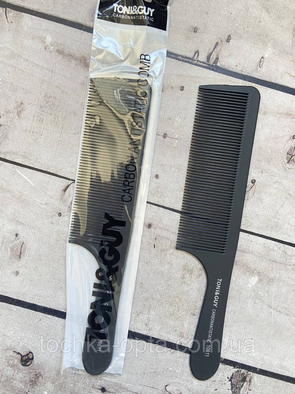 Гребінець густий TONI&GUY Carbon antistatic 10611