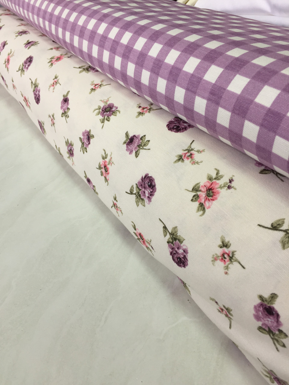 Ткань декоративная с тефлоновой пропиткой с мелкими фиолетовыми и розовыми цветочками - фото 4 - id-p409513167