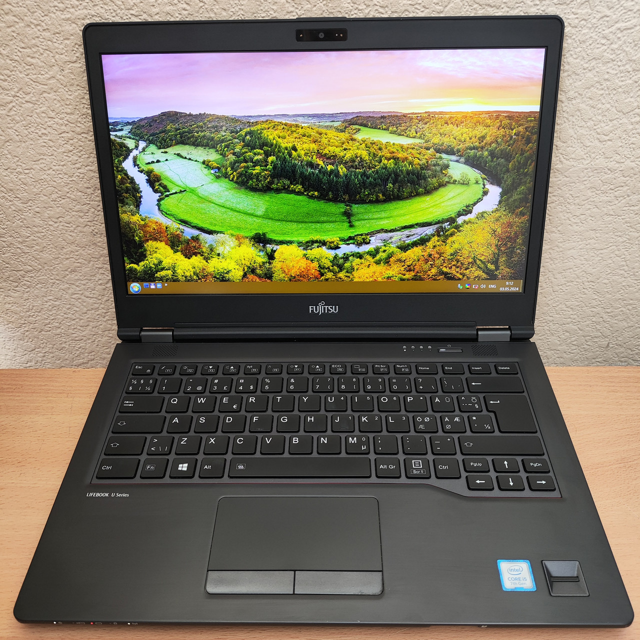 Ноутбук Fujitsu Lifebook U747 14" FHD IPS i5-7200u/8Gb DDR4/256Gb SSD/Intel HD Graphics 620