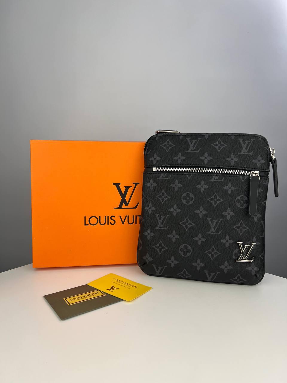 Чорна Сумка через плече Louis Vuitton