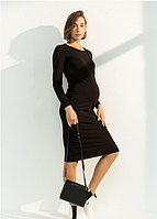 Платье стильное облегающее для беременных и кормящих мам из хлопкового стрейчевого трикотажа, глубокий вырез