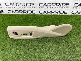 Накладка сидіння AUDI A4 B9 2.0L 2017 перед. (б/у)