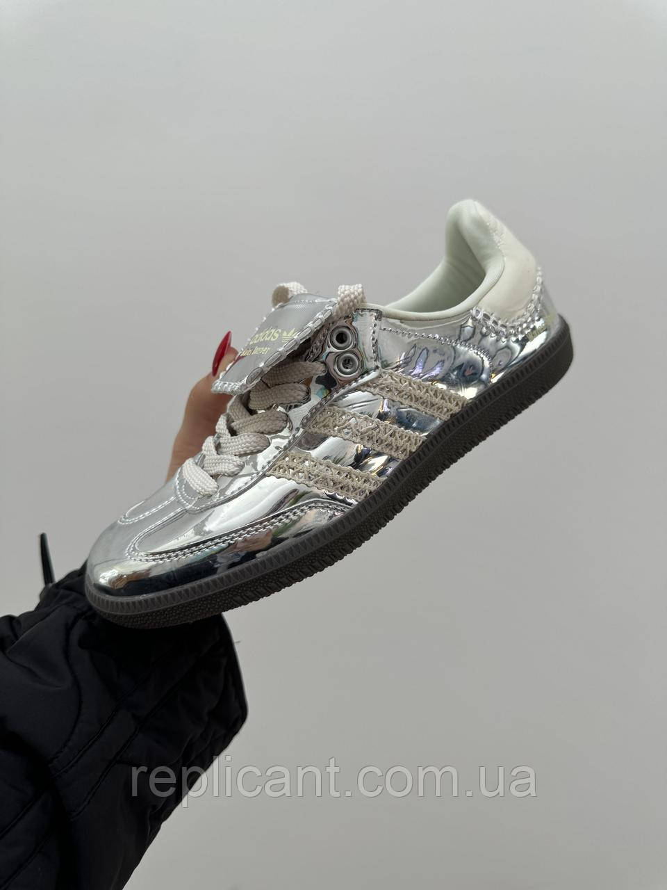 Кросівки жіночі Adidas samba silver кросівки жіночі Adidas