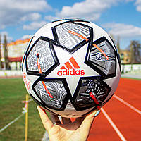 Футбольний м'яч Adidas Champions League безшовний для футболу.