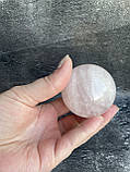 Шар сфера куля з натурального рожевого кварцу сфера з натурального каменя кварц рожевий . 52 мм., фото 7