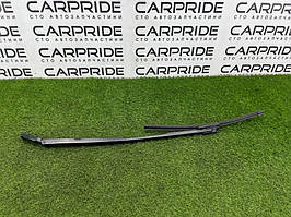 Поводок дворника AUDI A8 D4 4 2011 перед. прав. (б/у)