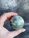 Куля сфера натуральний жадеїт куля шар з каменю жадеїт сфера з жадеїту 52 мм, фото 3