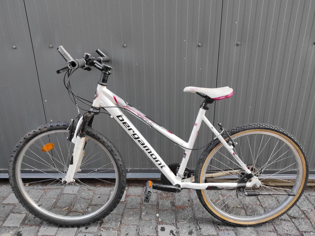 Велосипед Bergamont 26" ,білий v-br б/у (26-white-050524)