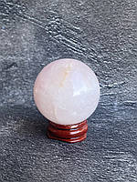 Шар сфера куля з натурального рожевого кварцу сфера з натурального каменя кварц рожевий . 46 мм.