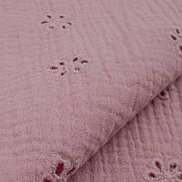 Ткань муслин жатый двухслойный с вышивкой, цветочки на темно-розовом (шир.1,35м) (MS-JAT-2-0112)