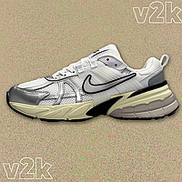 Чоловічі кросівки Nike V2K Runtekk