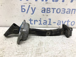 Обмежувач дверей задній правий Hyundai I30 FD 1.6 ДИЗЕЛЬ D4FB МКПП 2007 (б/в)